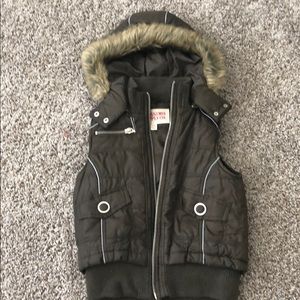 Hooded vest